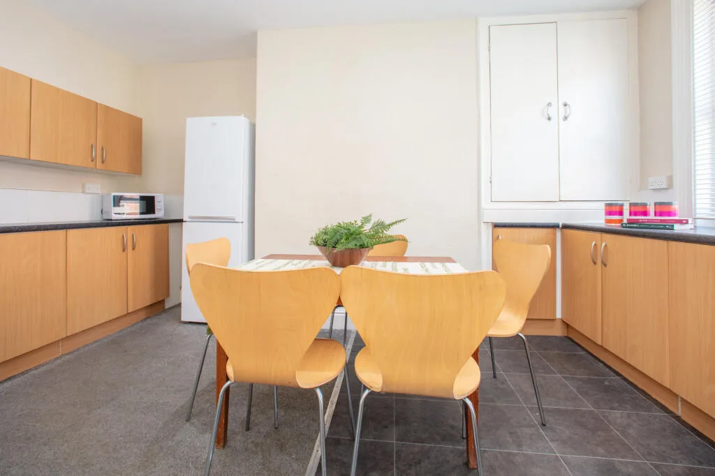 4 bedroom terraced house for rent