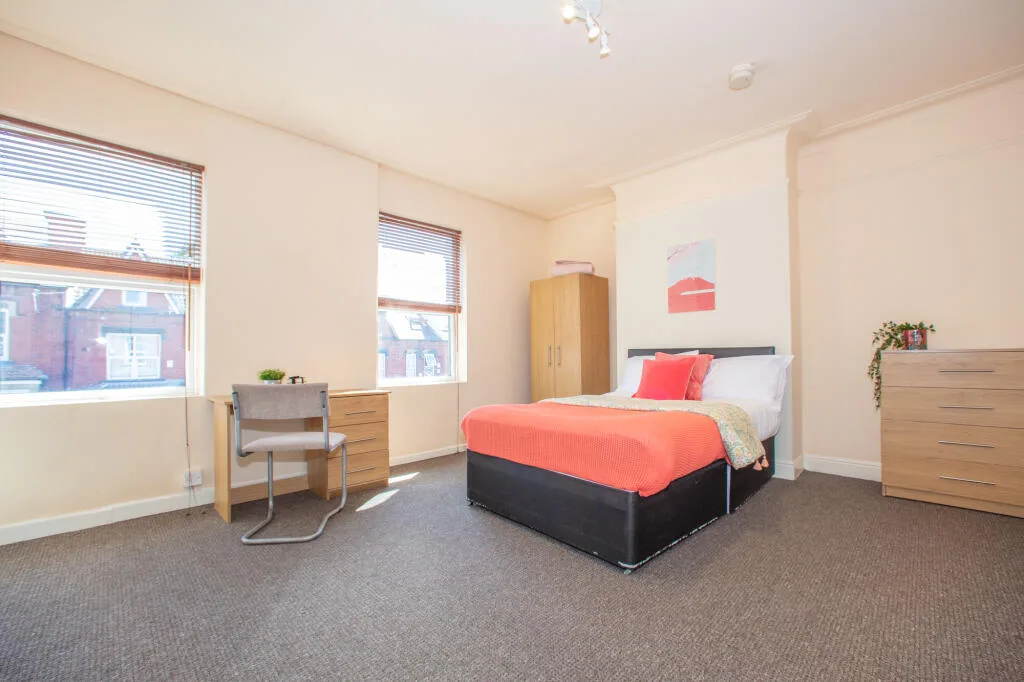4 bedroom terraced house for rent
