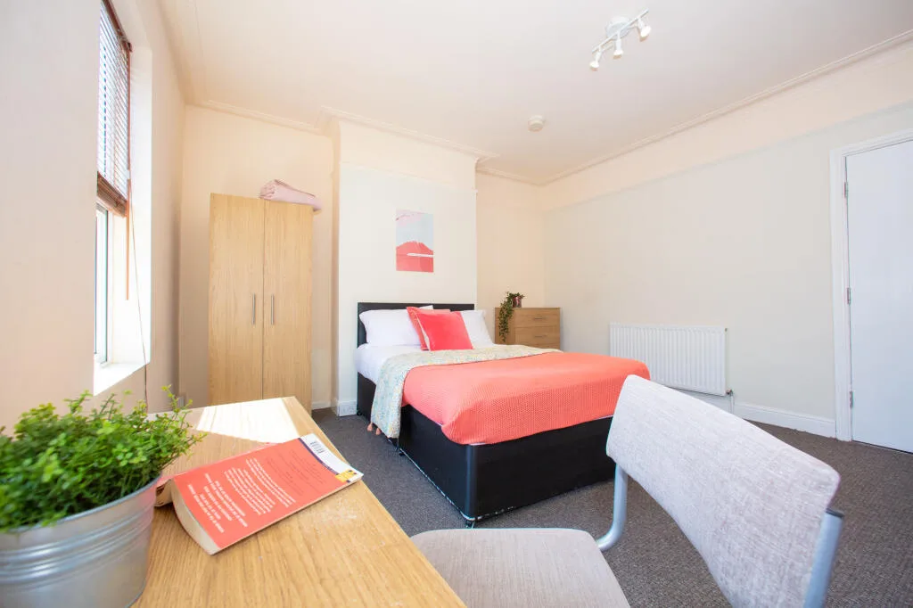 4 bedroom terraced house for rent