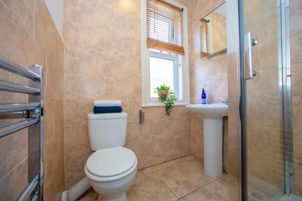 4 bedroom terraced house for rent