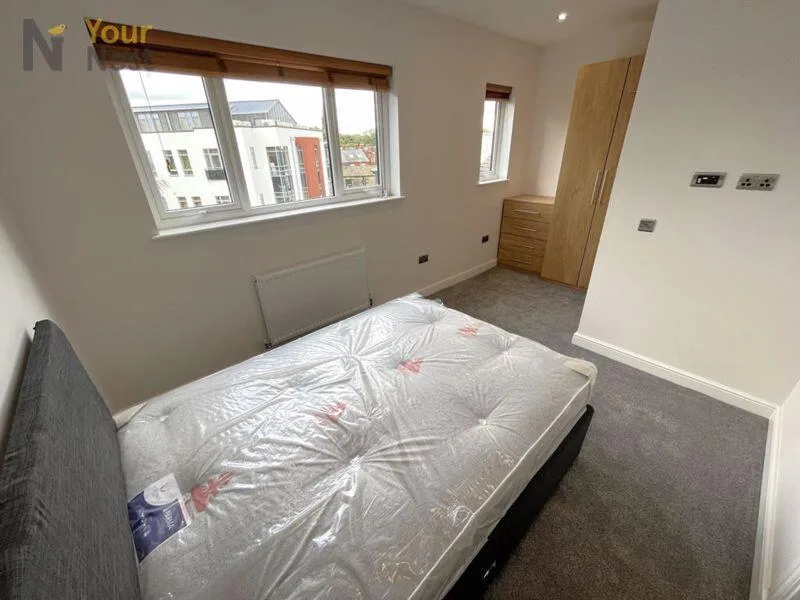 5 bedroom terraced house for rent