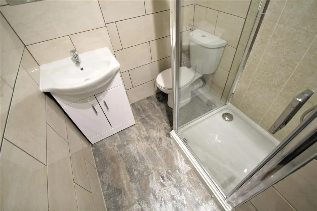 10 bedroom terraced house for rent