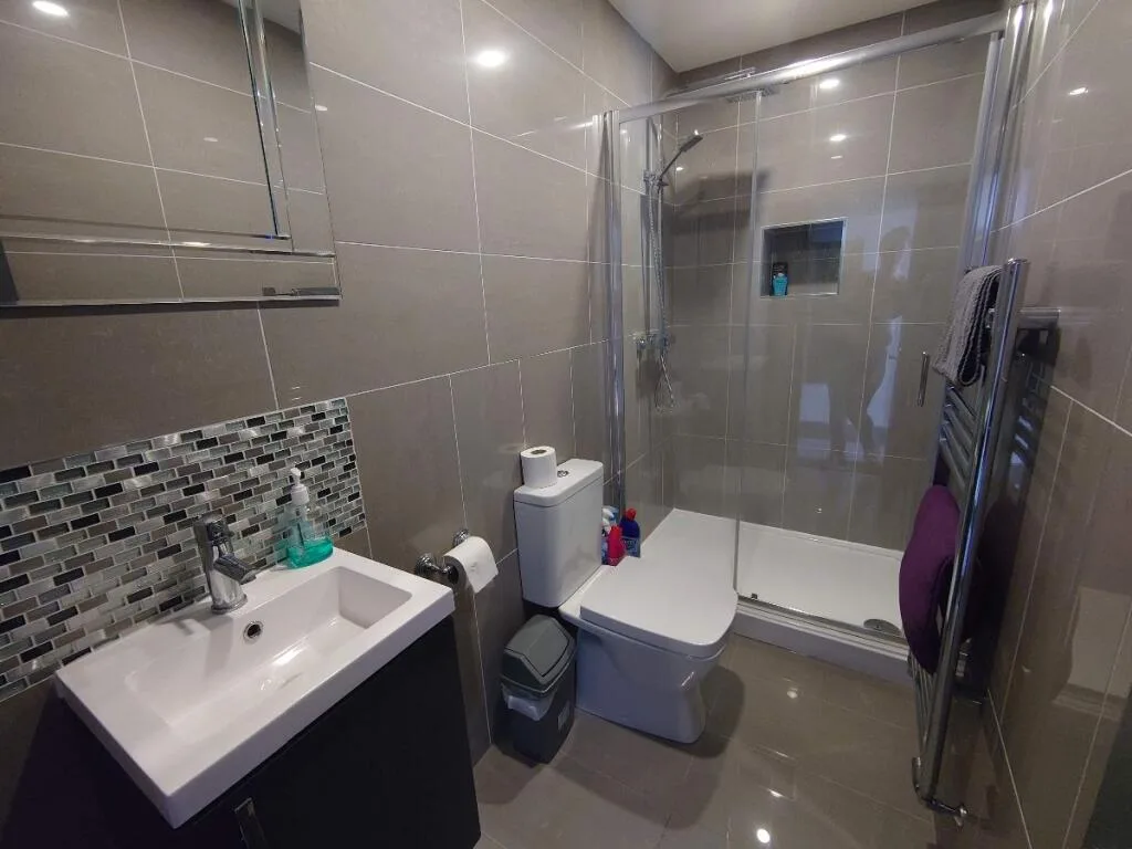 4 bedroom terraced house for rent