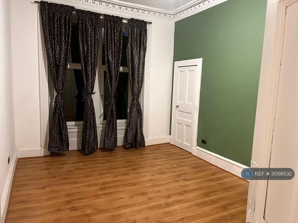 4 bedroom flat for rent