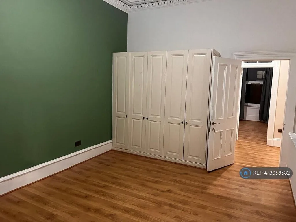 4 bedroom flat for rent