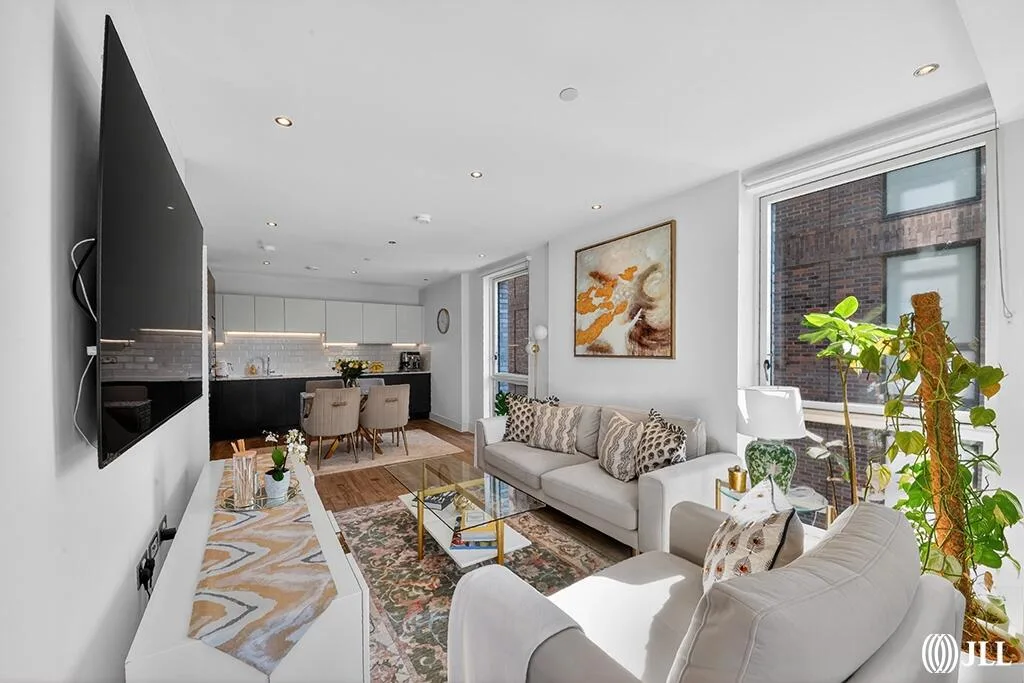 3 bedroom flat for rent