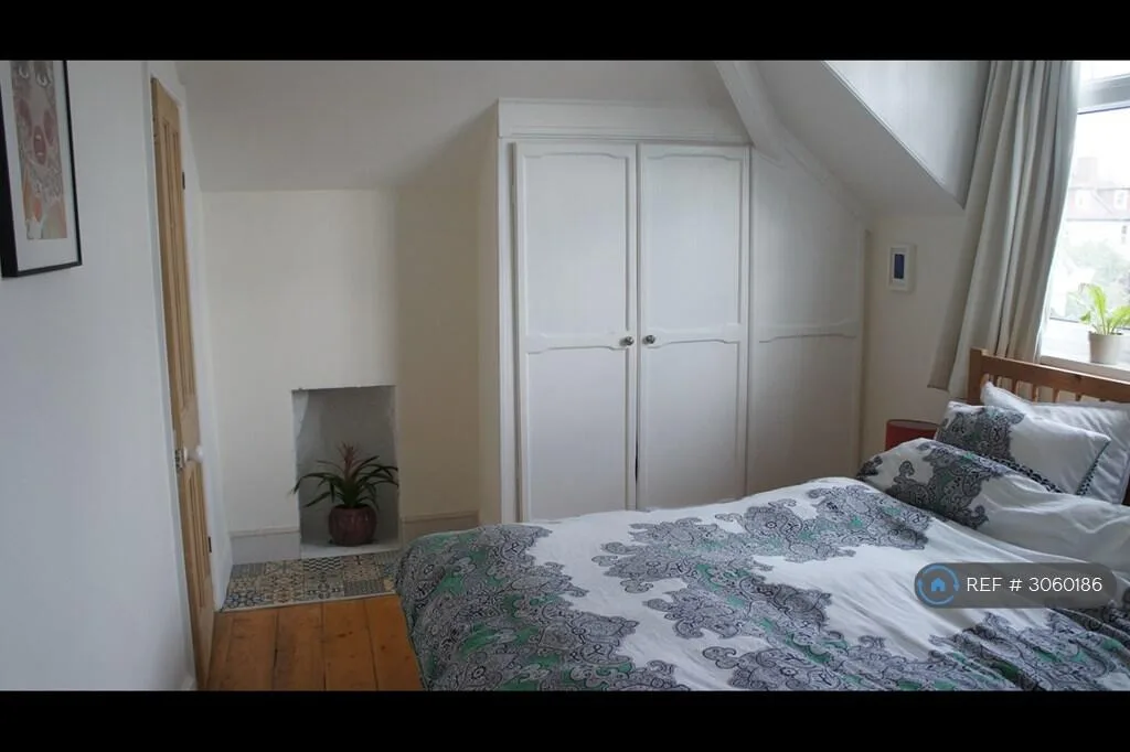 3 bedroom maisonette for rent