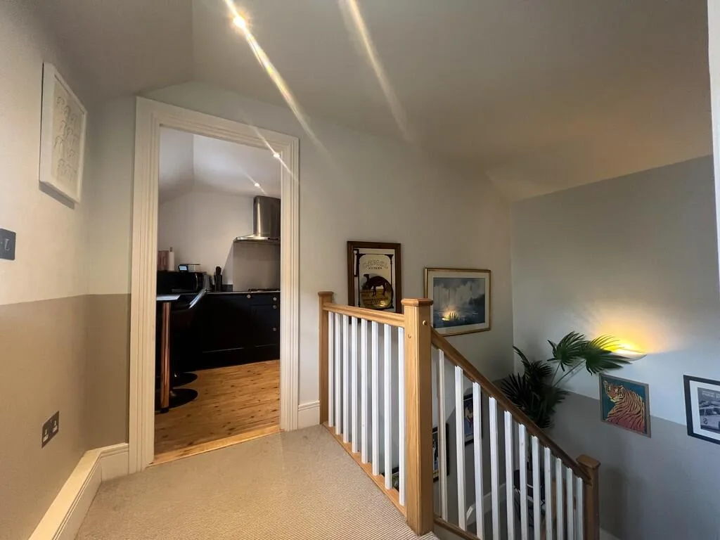 2 bedroom mews property for rent