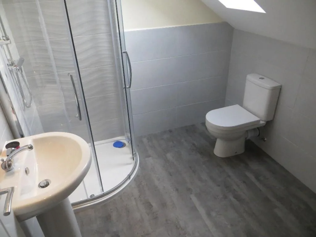 3 bedroom detached bungalow for rent