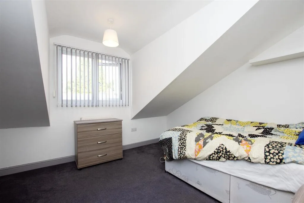 7 bedroom house for rent