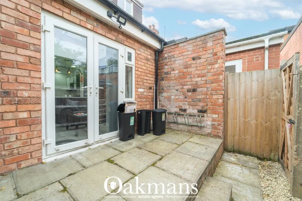 5 bedroom house for rent