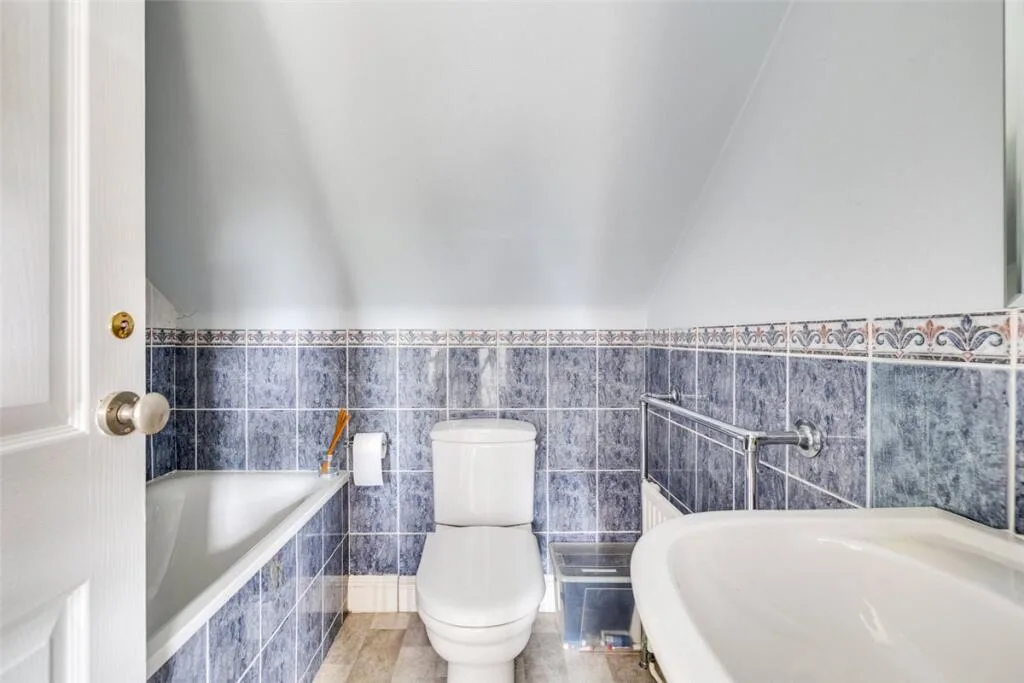 4 bedroom terraced house for rent