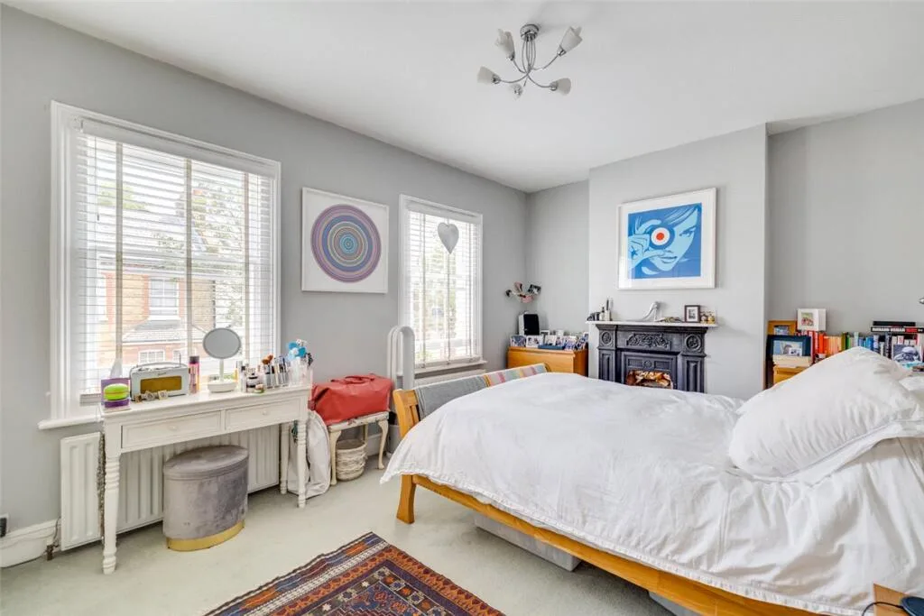4 bedroom terraced house for rent
