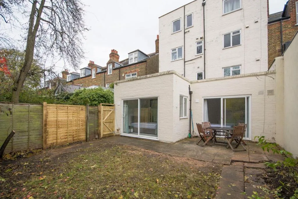 2 bedroom flat for rent
