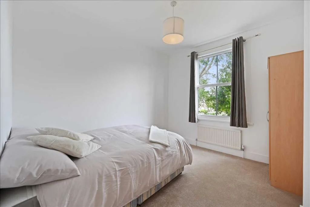 3 bedroom maisonette for rent