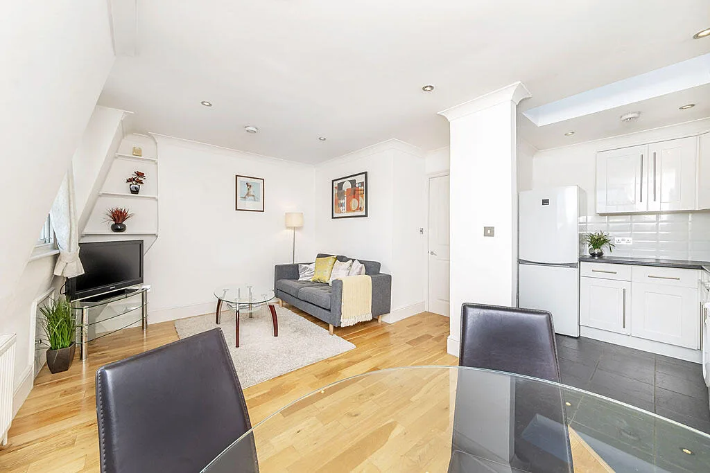 1 bedroom flat for rent