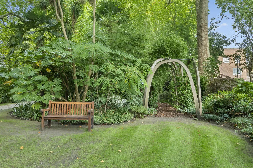 2 bedroom ground floor flat for rent