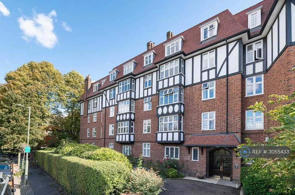 3 bedroom flat for rent