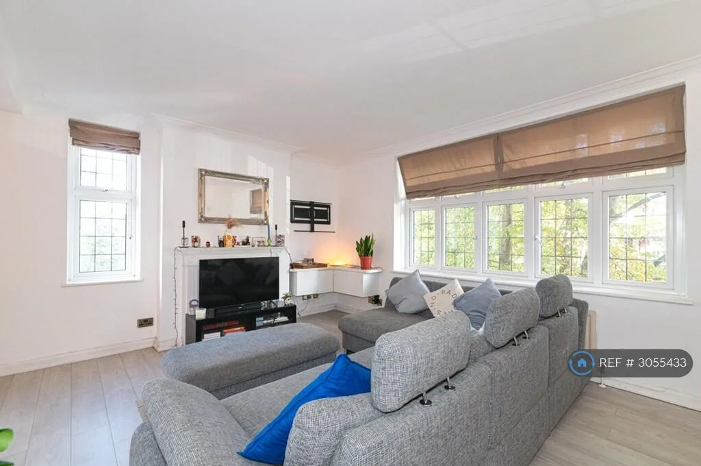 3 bedroom flat for rent