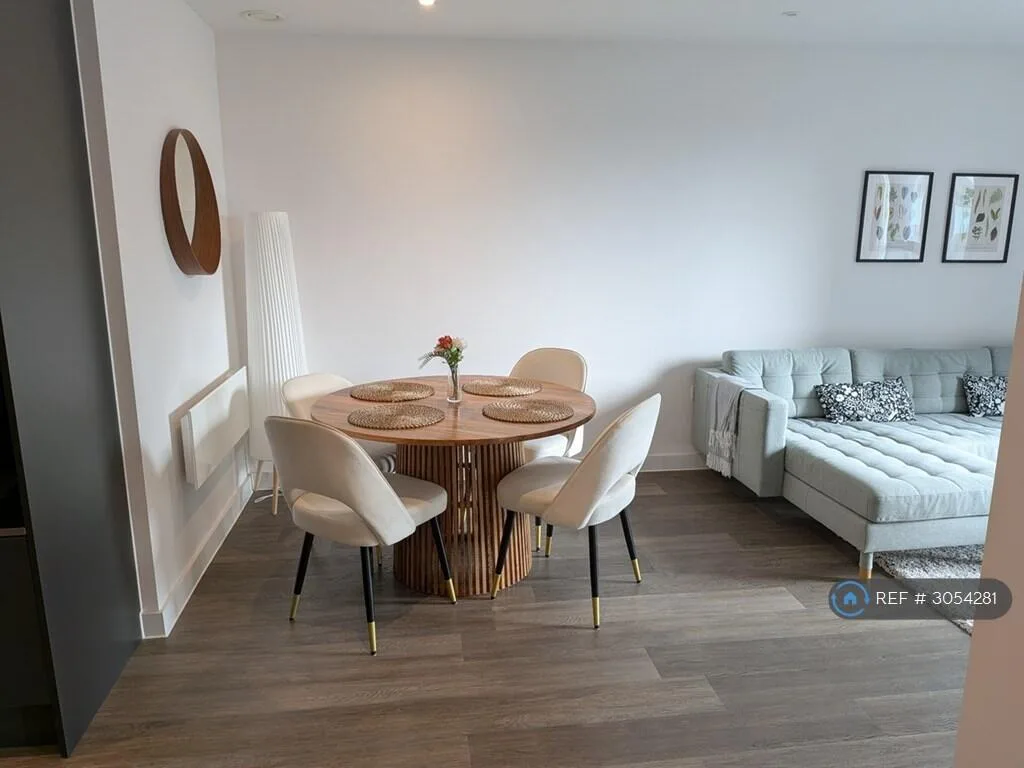 2 bedroom flat for rent