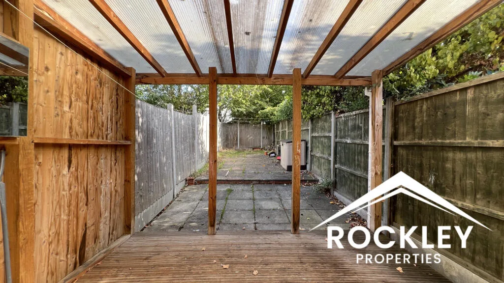 2 bedroom end of terrace house for rent