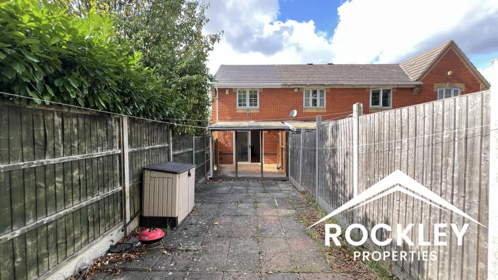 2 bedroom end of terrace house for rent