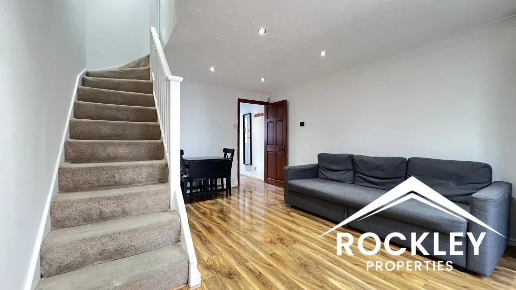 2 bedroom end of terrace house for rent
