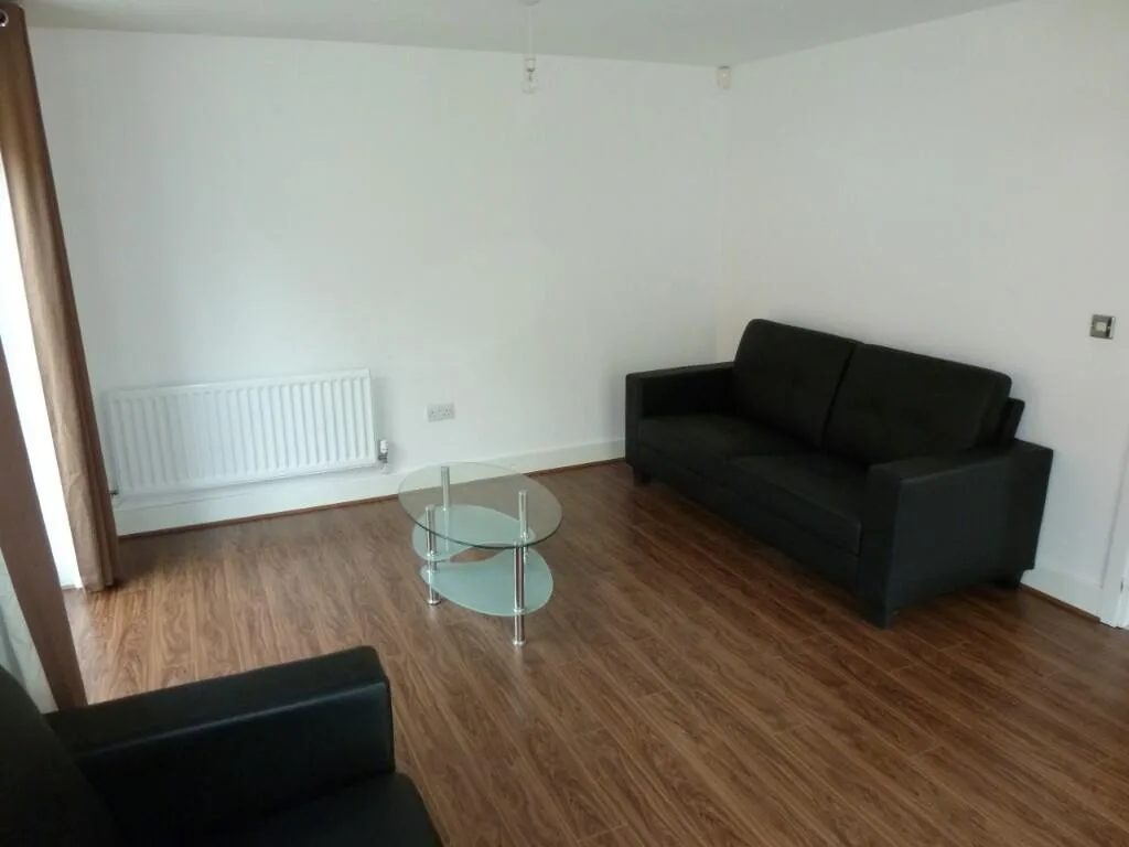 4 bedroom apartment for rent