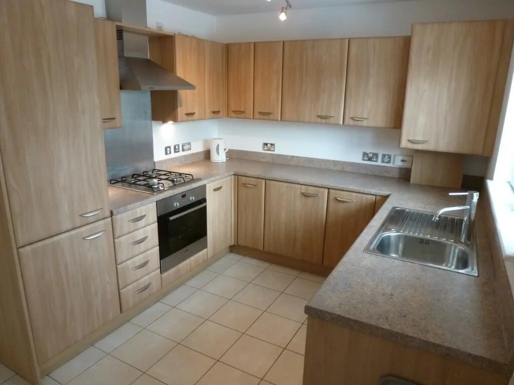 4 bedroom apartment for rent
