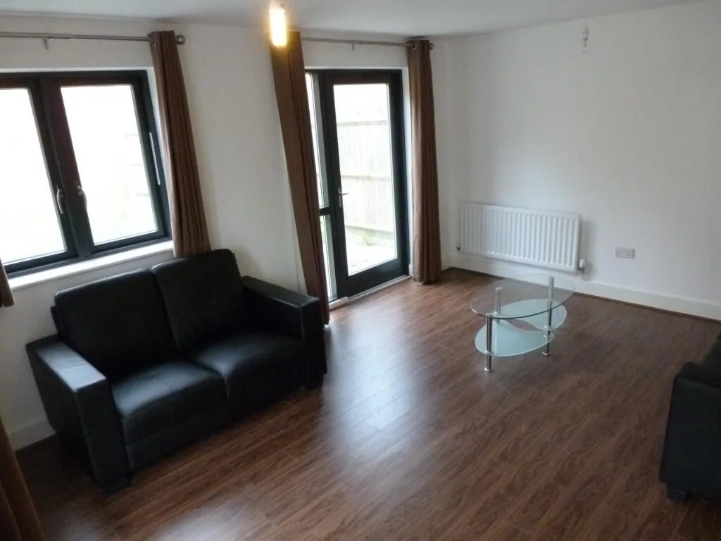 4 bedroom apartment for rent