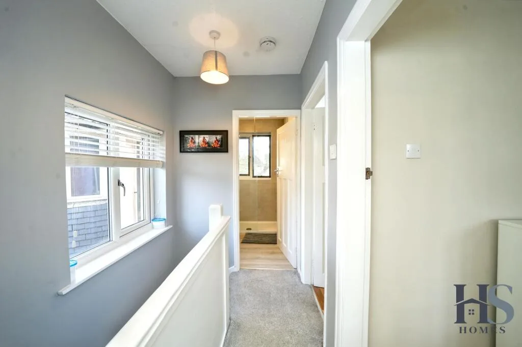 3 bedroom semi-detached house for rent