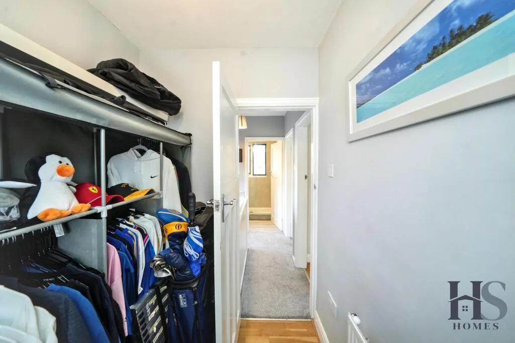 3 bedroom semi-detached house for rent
