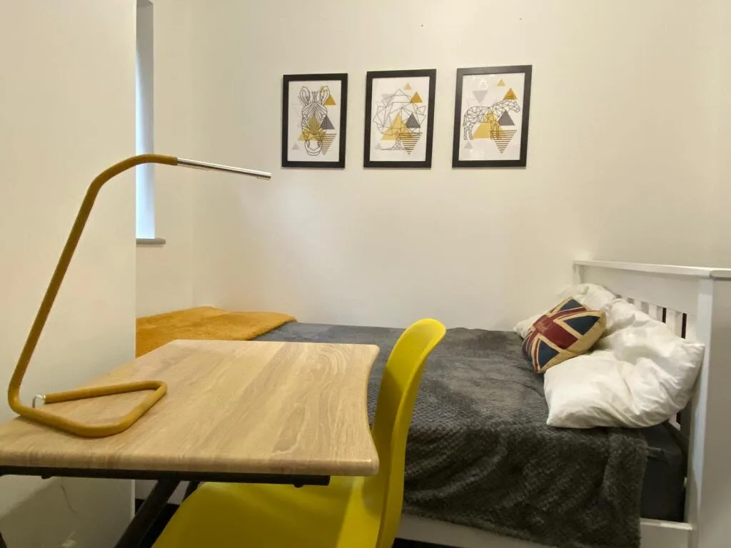 1 bedroom house for rent