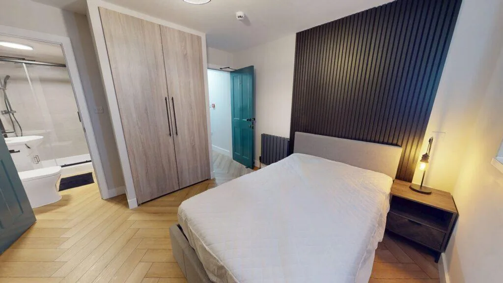 5 bedroom house for rent
