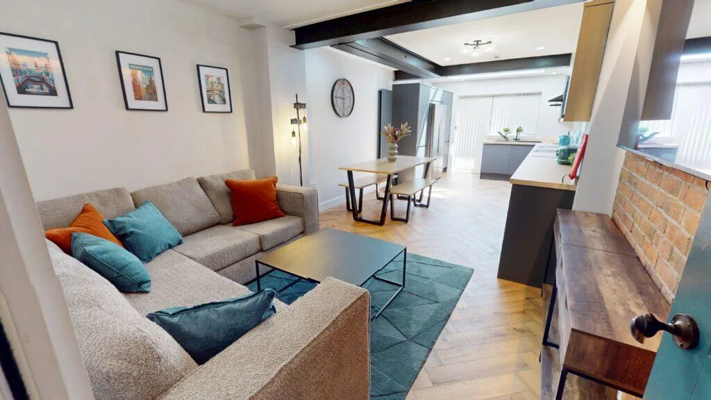 5 bedroom house for rent