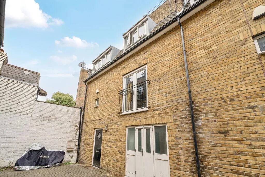 2 bedroom terraced house for rent