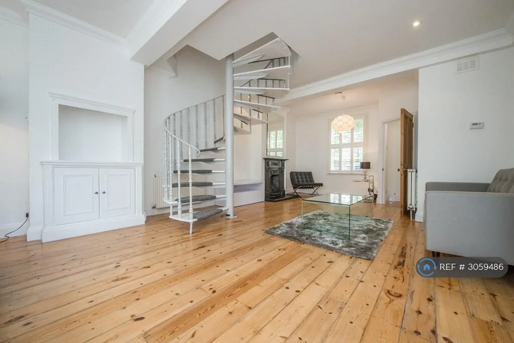 2 bedroom semi-detached house for rent