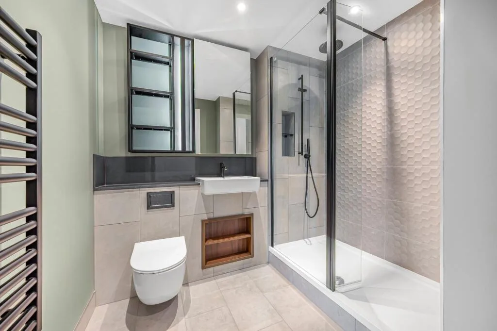 3 bedroom flat for rent