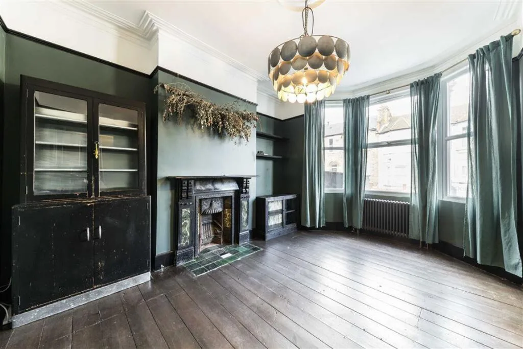 4 bedroom terraced house for rent