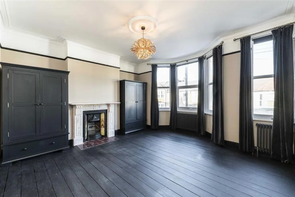 4 bedroom terraced house for rent
