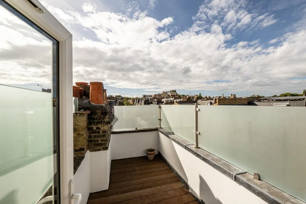 3 bedroom flat for rent