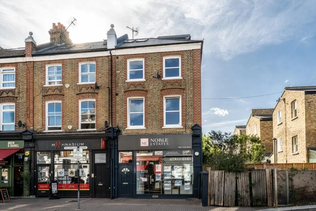 3 bedroom flat for rent