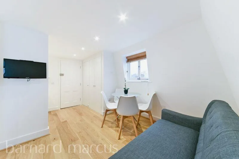 Studio apartment for rent