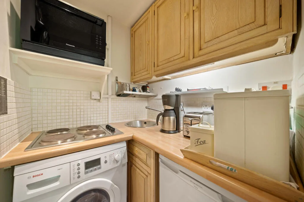 Studio apartment for rent