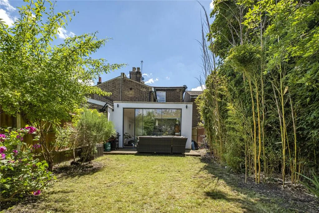 3 bedroom terraced house for rent