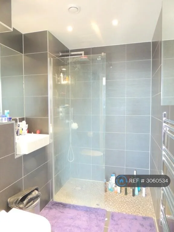2 bedroom penthouse for rent