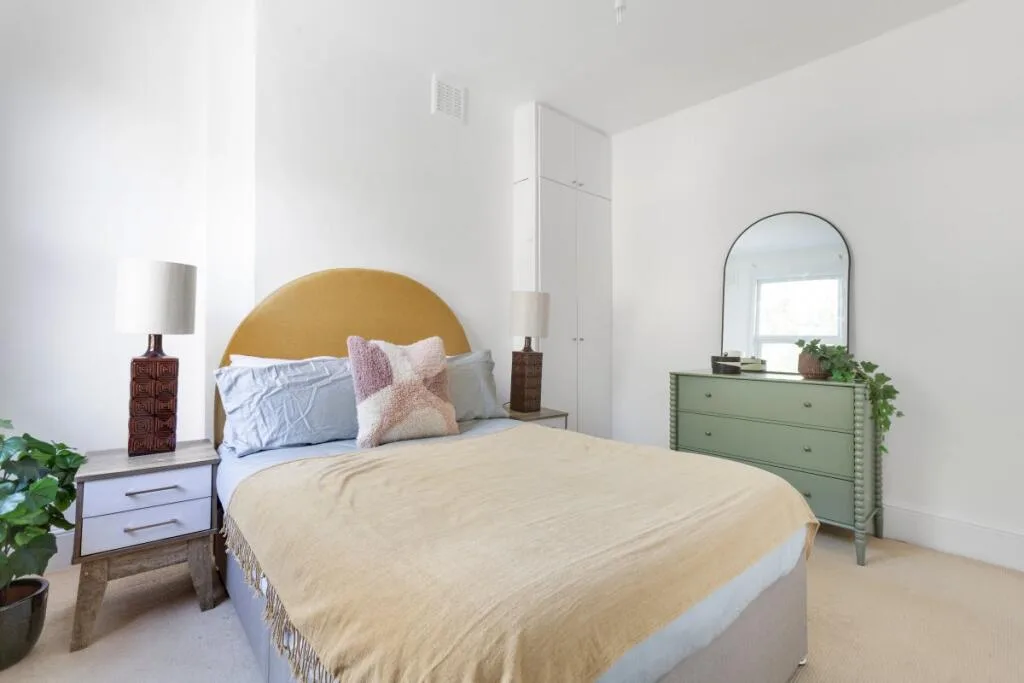 2 bedroom flat for rent