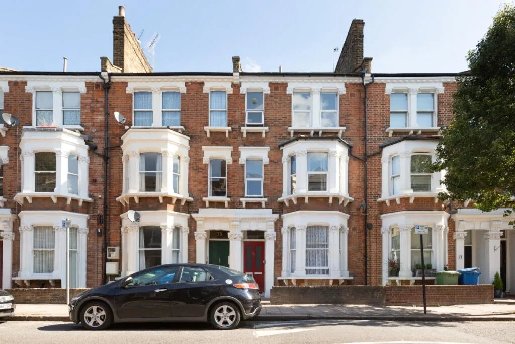 2 bedroom flat for rent