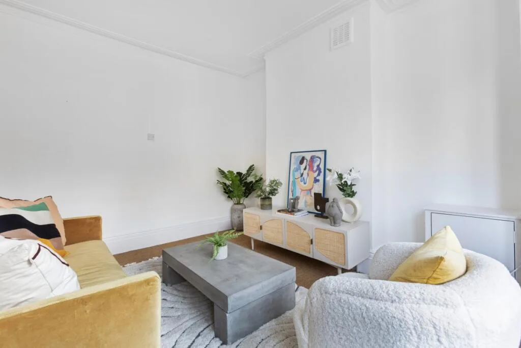 2 bedroom flat for rent