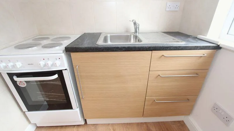 Studio flat for rent